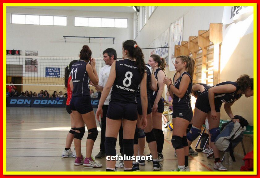 150523 volley 242_tn.jpg